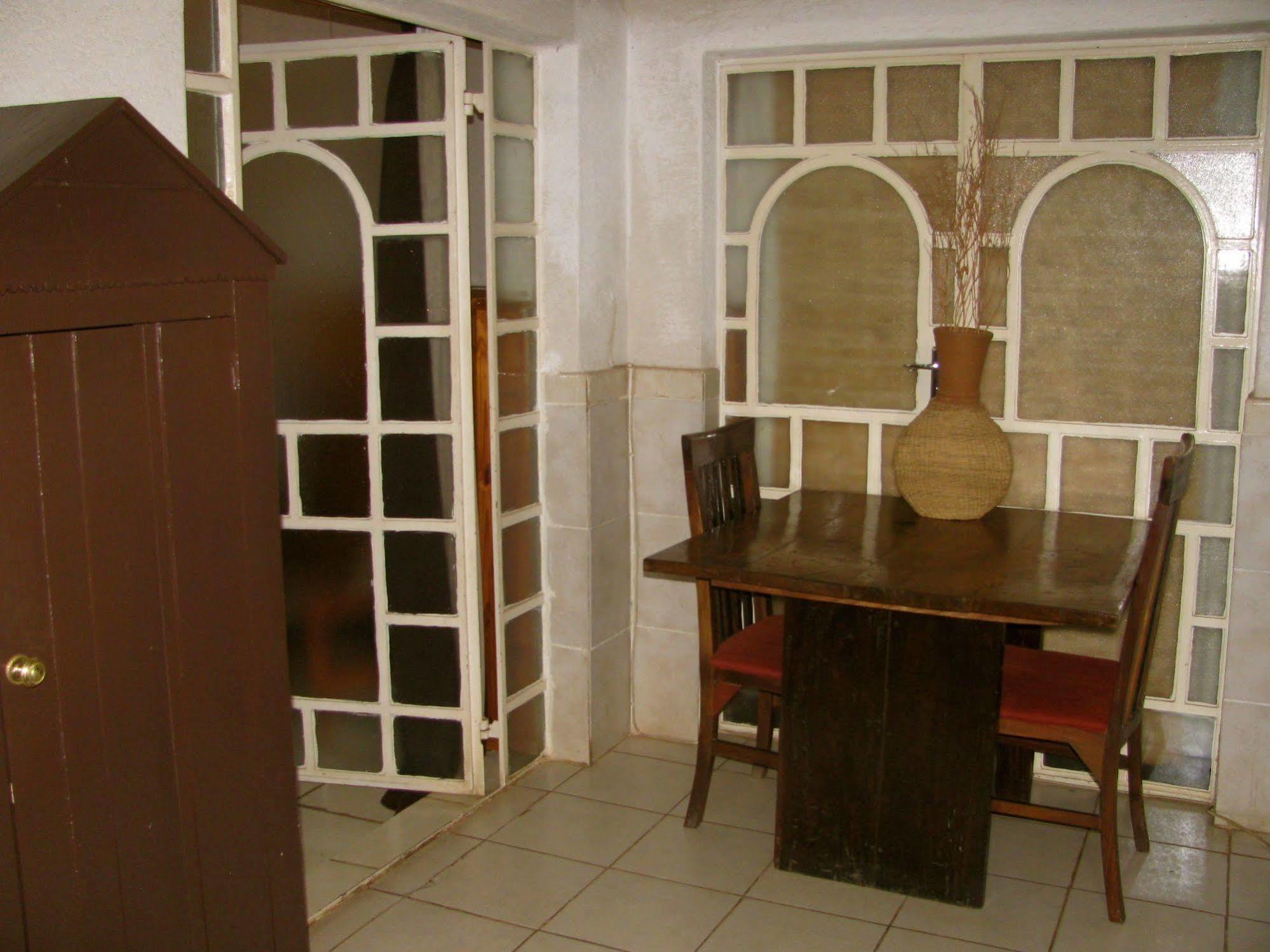 Madidi Lodge Lilongwe Extérieur photo